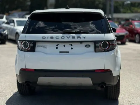 More photos of 2017 Land Rover Discovery Sport HSE at AUTOLAND, FL