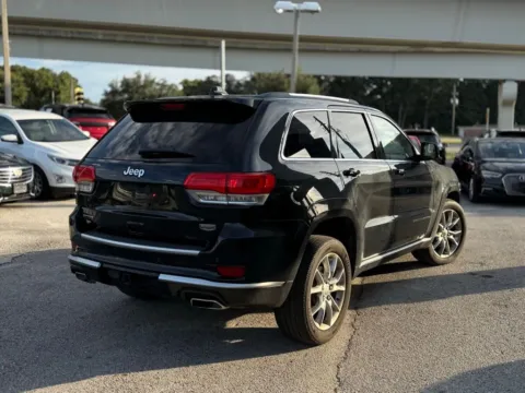 More photos of 2015 Jeep Grand Cherokee Summit at AUTOLAND, FL