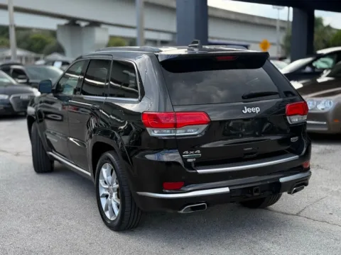More photos of 2015 Jeep Grand Cherokee Summit at AUTOLAND, FL