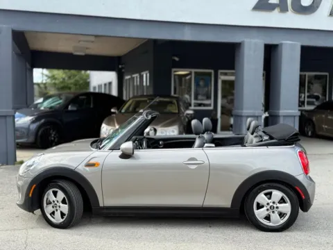 Photos of 2019 MINI Cooper Classic for sale in Jacksonville, FL at AUTOLAND