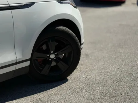 More photos of 2019 Land Rover Range Rover Velar S at AUTOLAND, FL