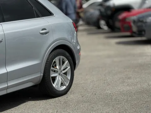 Photos of 2018 Audi Q3 2.0T Premium Plus for sale in Jacksonville, FL at AUTOLAND