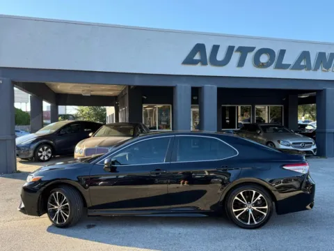 Another view of 2020 Toyota Camry SE for sale in Jacksonville, FL at AUTOLAND
