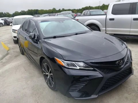 Black 2020 Toyota Camry SE for sale in Jacksonville, FL