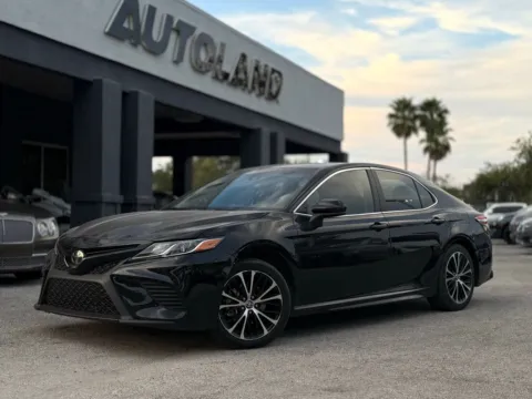 Black 2020 Toyota Camry SE for sale in Jacksonville, FL