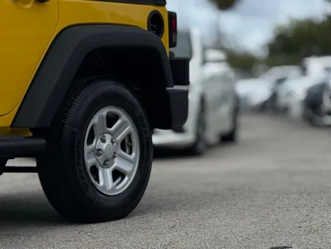 Photos of 2009 Jeep Wrangler Unlimited X for sale in Jacksonville, FL at AUTOLAND