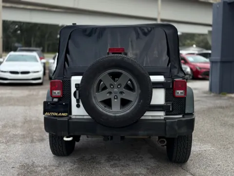 More photos of 2009 Jeep Wrangler Unlimited X at AUTOLAND, FL