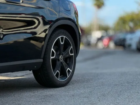 Photos of 2020 Mercedes-Benz GLA 250 for sale in Jacksonville, FL at AUTOLAND