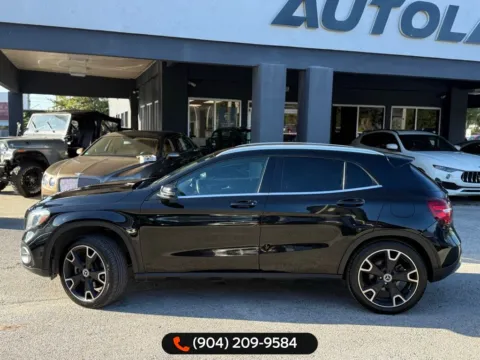 More photos of 2020 Mercedes-Benz GLA 250 at AUTOLAND, FL
