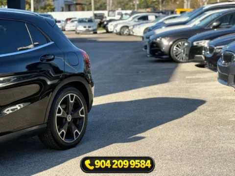 Photos of 2020 Mercedes-Benz GLA 250 for sale in Jacksonville, FL at AUTOLAND