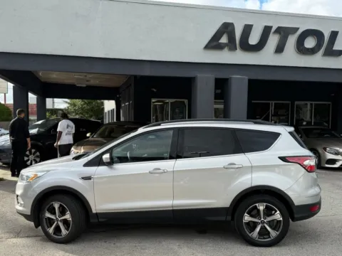 Photos of 2017 Ford Escape SE for sale in Jacksonville, FL at AUTOLAND