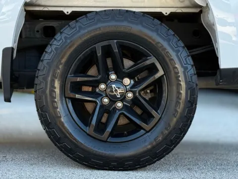 More photos of 2019 Chevrolet Silverado 1500 Custom Trail Boss at AUTOLAND, FL