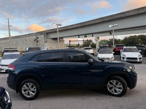 More photos of 2021 Volkswagen Atlas Cross Sport 2.0T S at AUTOLAND, FL