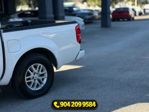 More photos of 2015 Nissan Frontier SV at AUTOLAND, FL