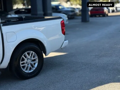More photos of 2015 Nissan Frontier SV at AUTOLAND, FL