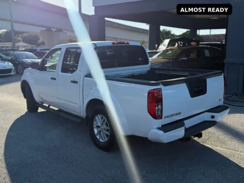 More photos of 2015 Nissan Frontier SV at AUTOLAND, FL