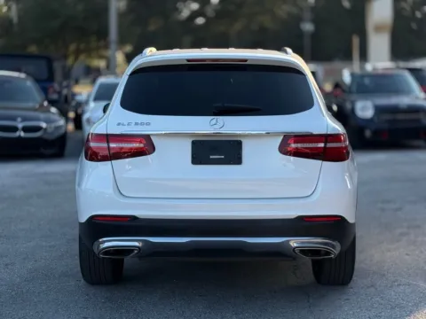 More photos of 2019 Mercedes-Benz GLC 300 at AUTOLAND, FL