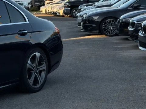 Photos of 2018 Mercedes-Benz E-Class E 300 for sale in Jacksonville, FL at AUTOLAND