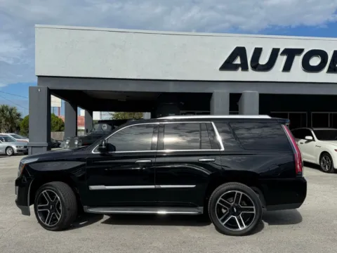 More photos of 2018 Cadillac Escalade at AUTOLAND, FL