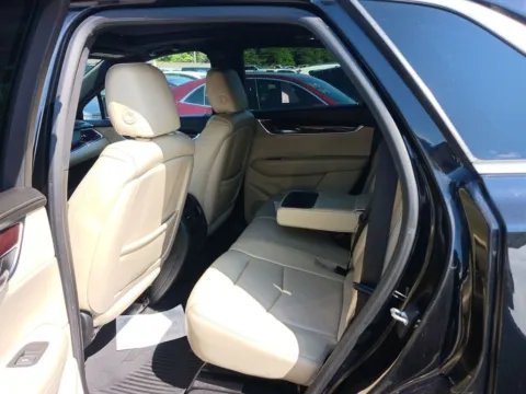 More photos of 2018 Cadillac XT5 Luxury at AUTOLAND, FL