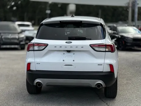 More photos of 2021 Ford Escape Hybrid SE at AUTOLAND, FL