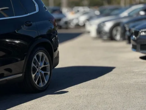 More photos of 2021 BMW X5 xDrive40i at AUTOLAND, FL