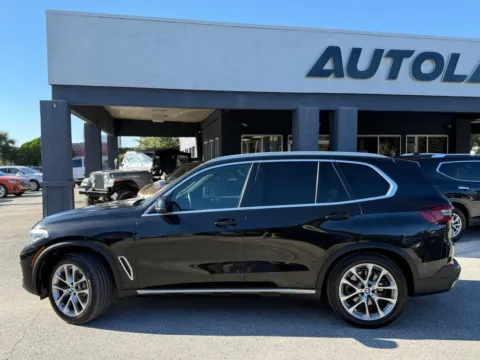More photos of 2021 BMW X5 xDrive40i at AUTOLAND, FL