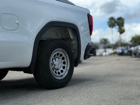 More photos of 2019 GMC Sierra 1500 at AUTOLAND, FL