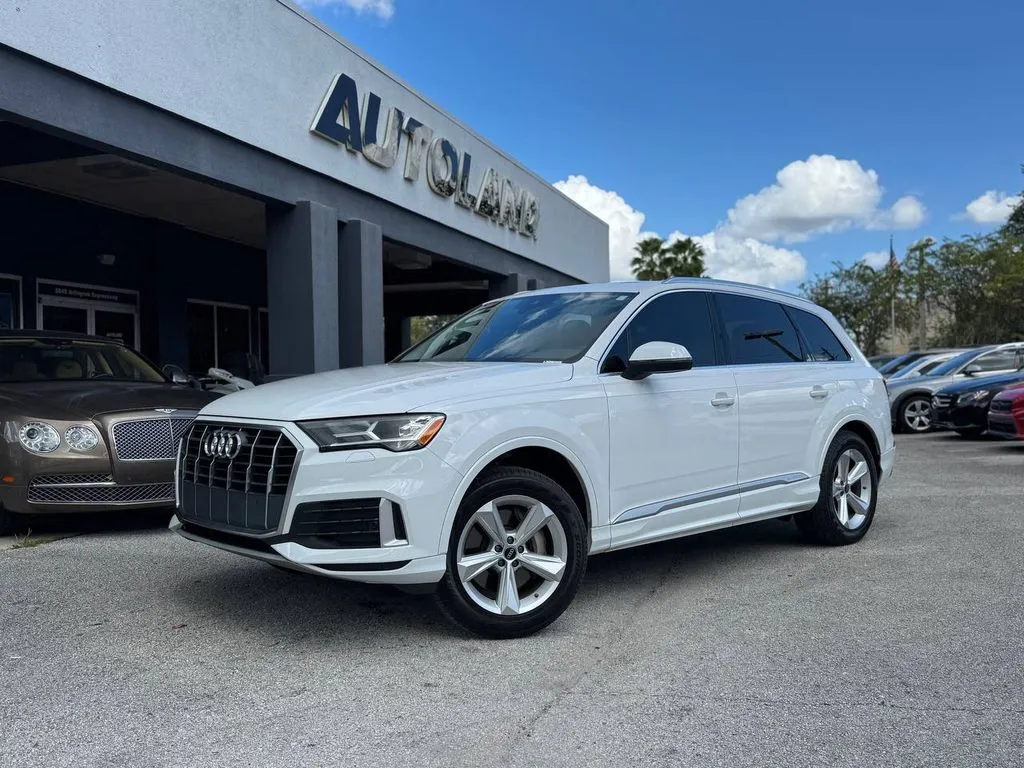 White 2022 Audi Q7 45 Premium for sale in Jacksonville, FL