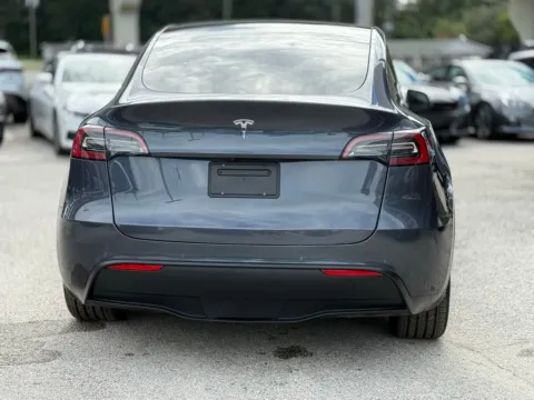More photos of 2021 Tesla Model Y Long Range at AUTOLAND, FL
