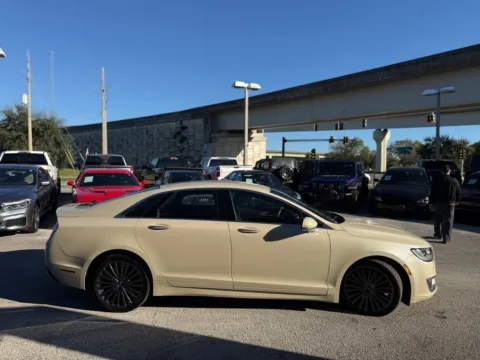 More photos of 2018 Lincoln MKZ Reserve at AUTOLAND, FL