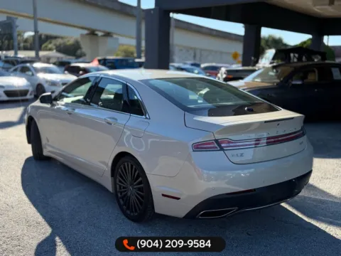 More photos of 2018 Lincoln MKZ Reserve at AUTOLAND, FL