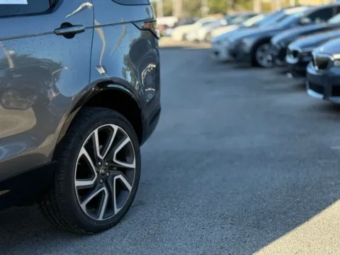 Another view of 2018 Land Rover Discovery HSE Luxury for sale in Jacksonville, FL at AUTOLAND