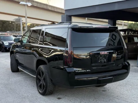 More photos of 2015 GMC Yukon XL SLT 1500 at AUTOLAND, FL