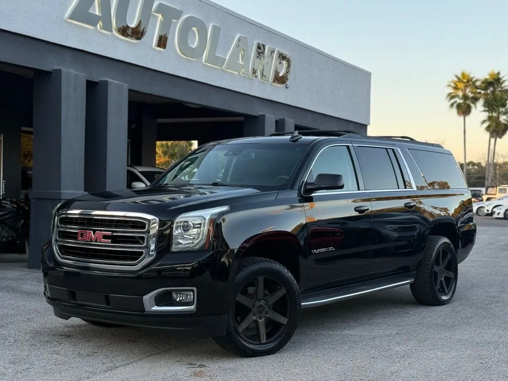 Black 2015 GMC Yukon XL SLT 1500 for sale in Jacksonville, FL