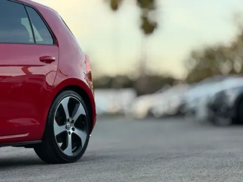 Photos of 2015 Volkswagen Golf GTI 2.0T SE for sale in Jacksonville, FL at AUTOLAND