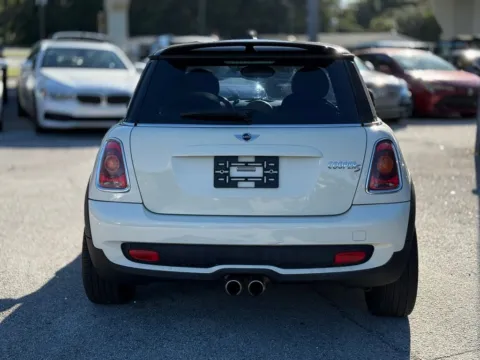 More photos of 2009 MINI Cooper S at AUTOLAND, FL