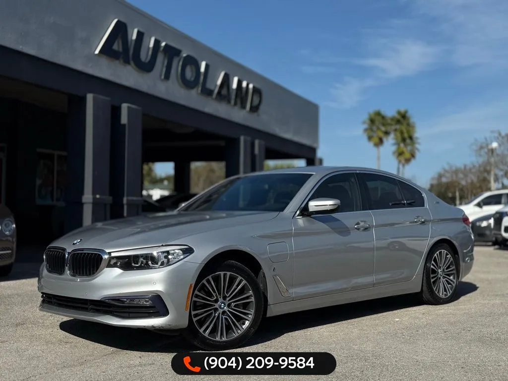 Silver 2018 BMW 5 Series 530e iPerformance for sale in Jacksonville, FL