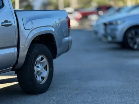 Photos of 2020 Toyota Tacoma SR5 for sale in Jacksonville, FL at AUTOLAND