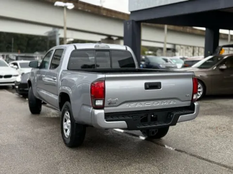More photos of 2020 Toyota Tacoma SR5 at AUTOLAND, FL