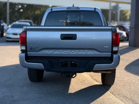 More photos of 2020 Toyota Tacoma SR5 at AUTOLAND, FL