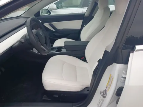 More photos of 2020 Tesla Model 3 Long Range at AUTOLAND, FL