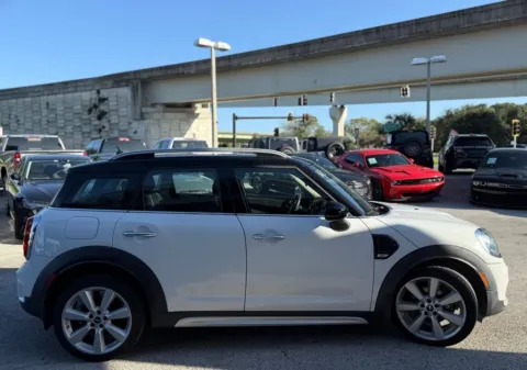More photos of 2019 MINI Cooper Countryman Classic at AUTOLAND, FL