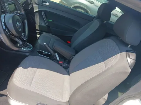 More photos of 2019 Volkswagen Beetle 2.0T S at AUTOLAND, FL