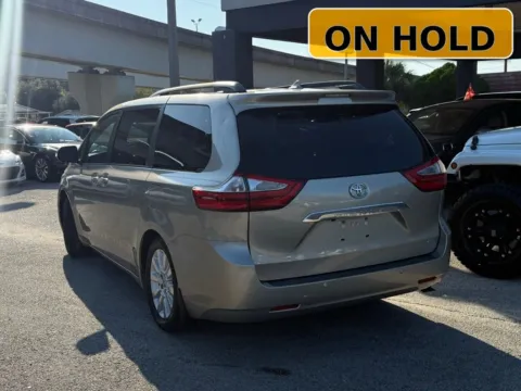 More photos of 2016 Toyota Sienna at AUTOLAND, FL