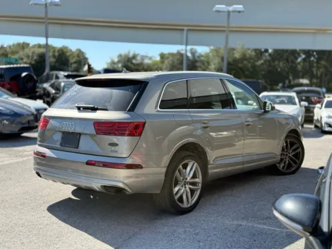 More photos of 2017 Audi Q7 3.0T Prestige at AUTOLAND, FL