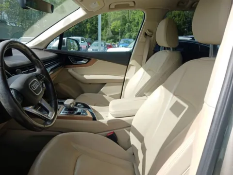 Another view of 2017 Audi Q7 3.0T Prestige for sale in Jacksonville, FL at AUTOLAND