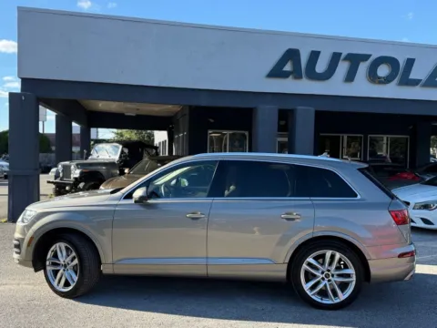 More photos of 2017 Audi Q7 3.0T Prestige at AUTOLAND, FL