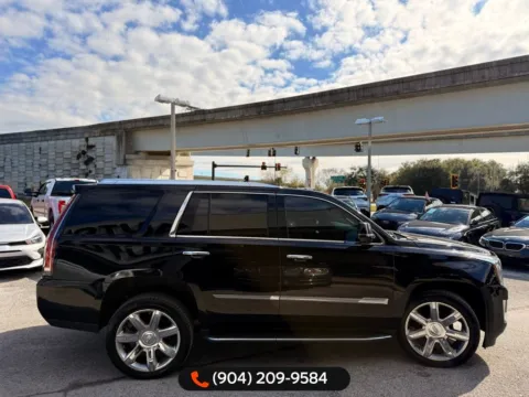 More photos of 2019 Cadillac Escalade Luxury at AUTOLAND, FL