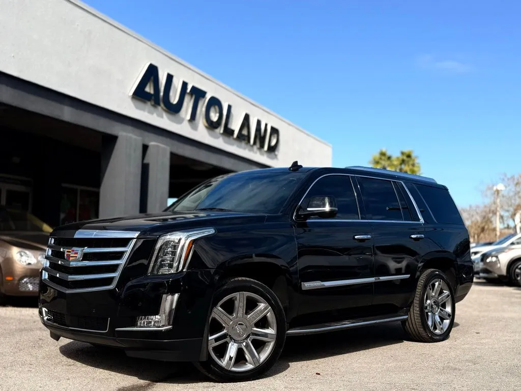 2019 Cadillac Escalade Luxury's photo